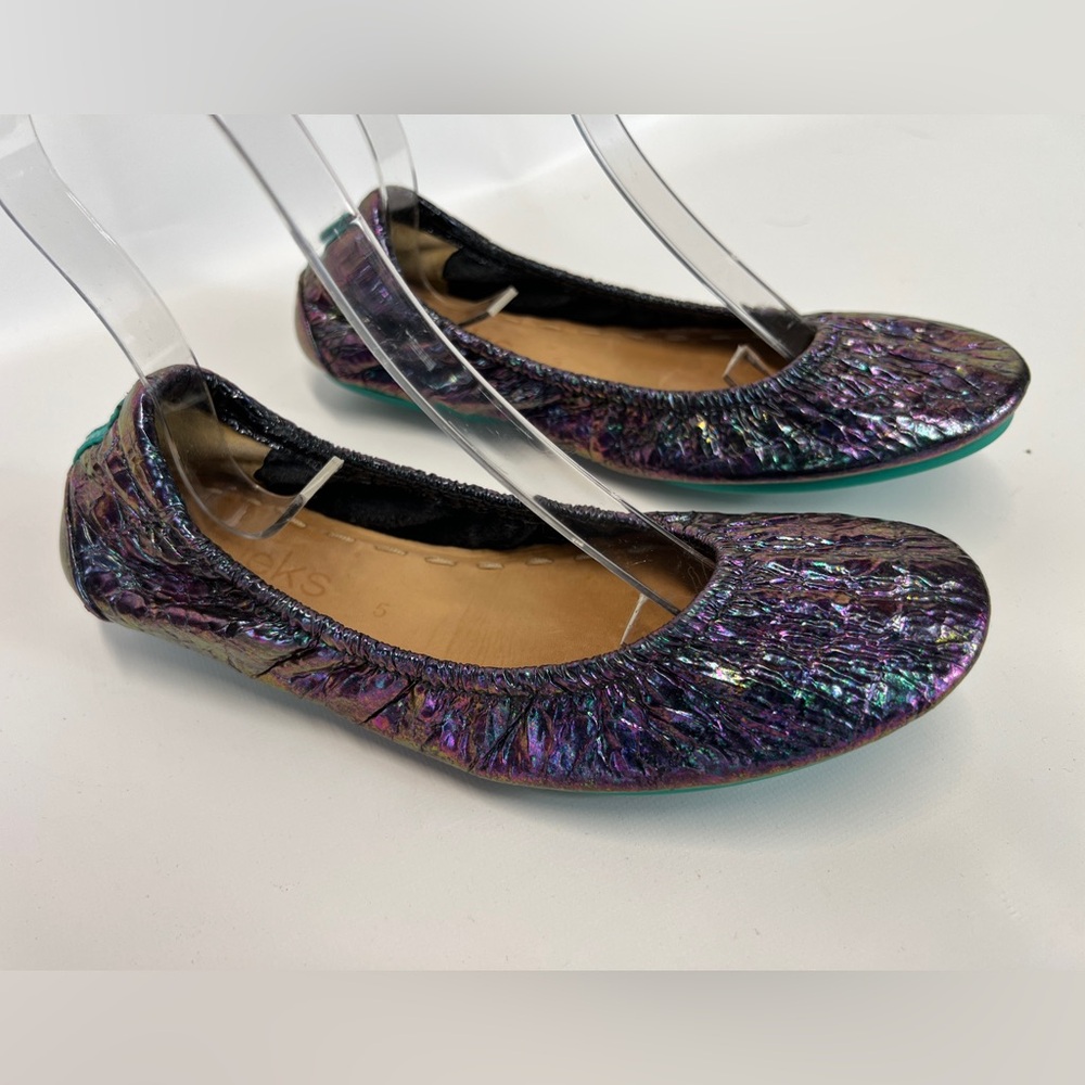 Custom Iridescent Sheen Obsidian Patent Size 5 Tieks